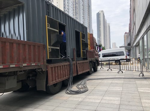 南部冷却液不足的情况下如何检查柴油发电机组？